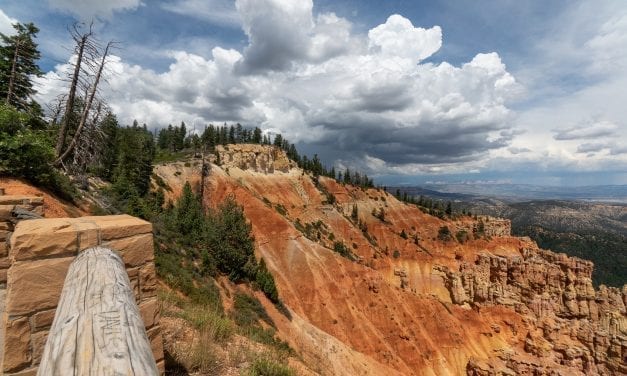 Hiking the Hoodoos in Bryce Canyon National Park, Utah