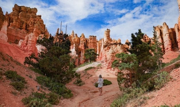 Hiking the Hoodoos in Bryce Canyon National Park, Utah