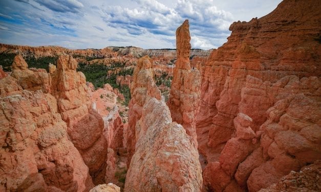 Hiking the Hoodoos in Bryce Canyon National Park, Utah