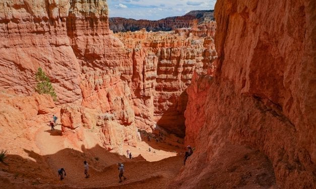 Hiking the Hoodoos in Bryce Canyon National Park, Utah