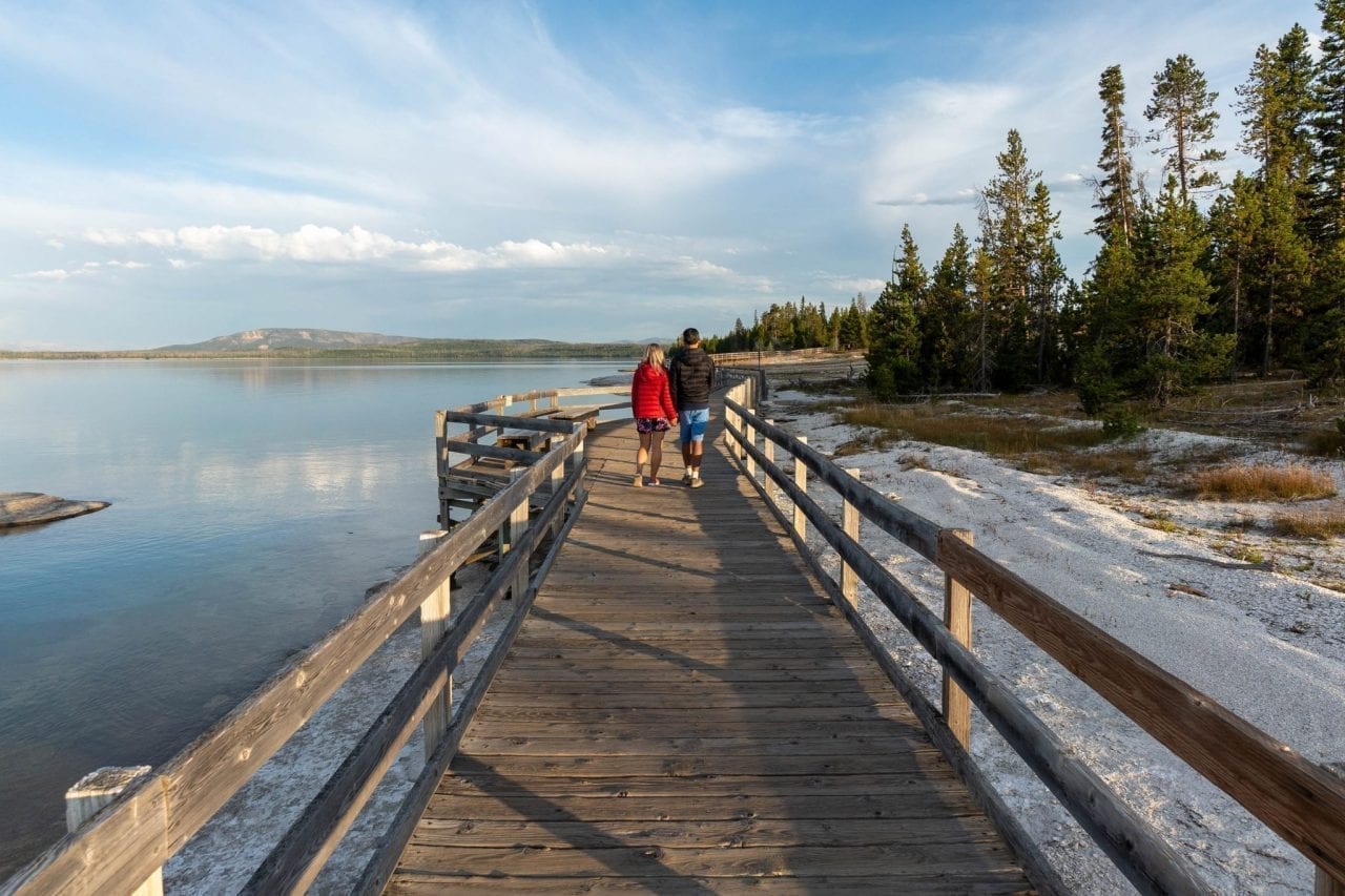 Evening walk along Yellowstone Lake and exploring the geysers in the West Thumb area